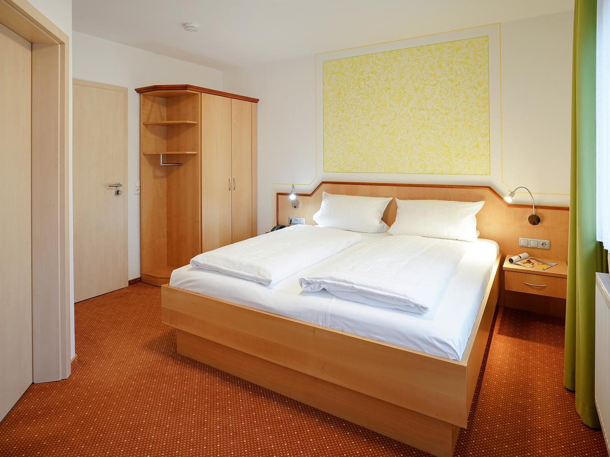 Hotel Gasthof Zum Biber Motten Exterior photo