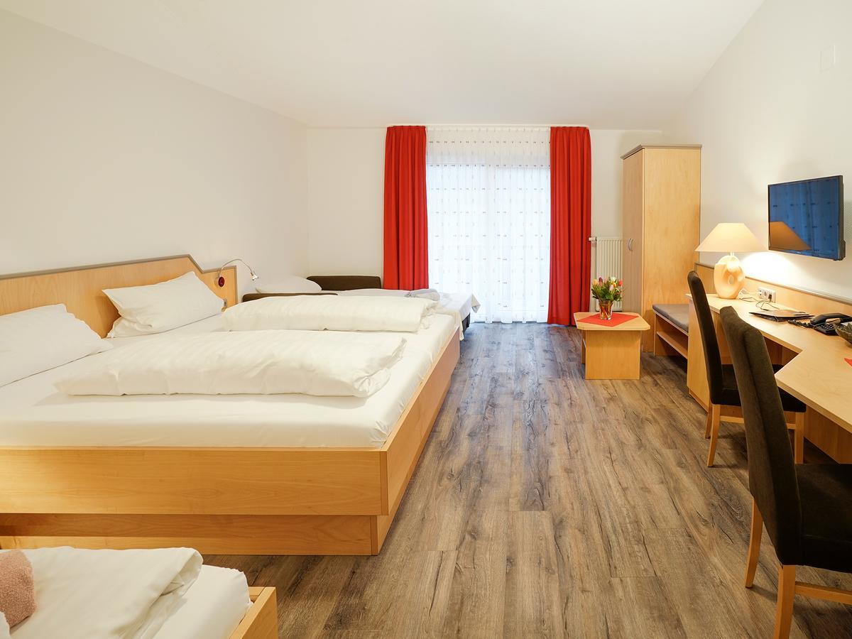 Hotel Gasthof Zum Biber Motten Exterior photo