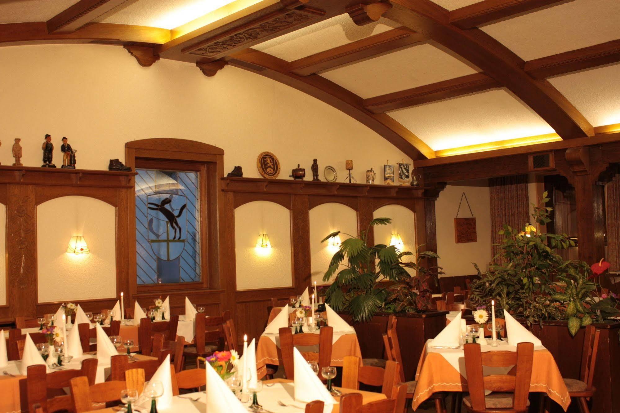 Hotel Gasthof Zum Biber Motten Exterior photo